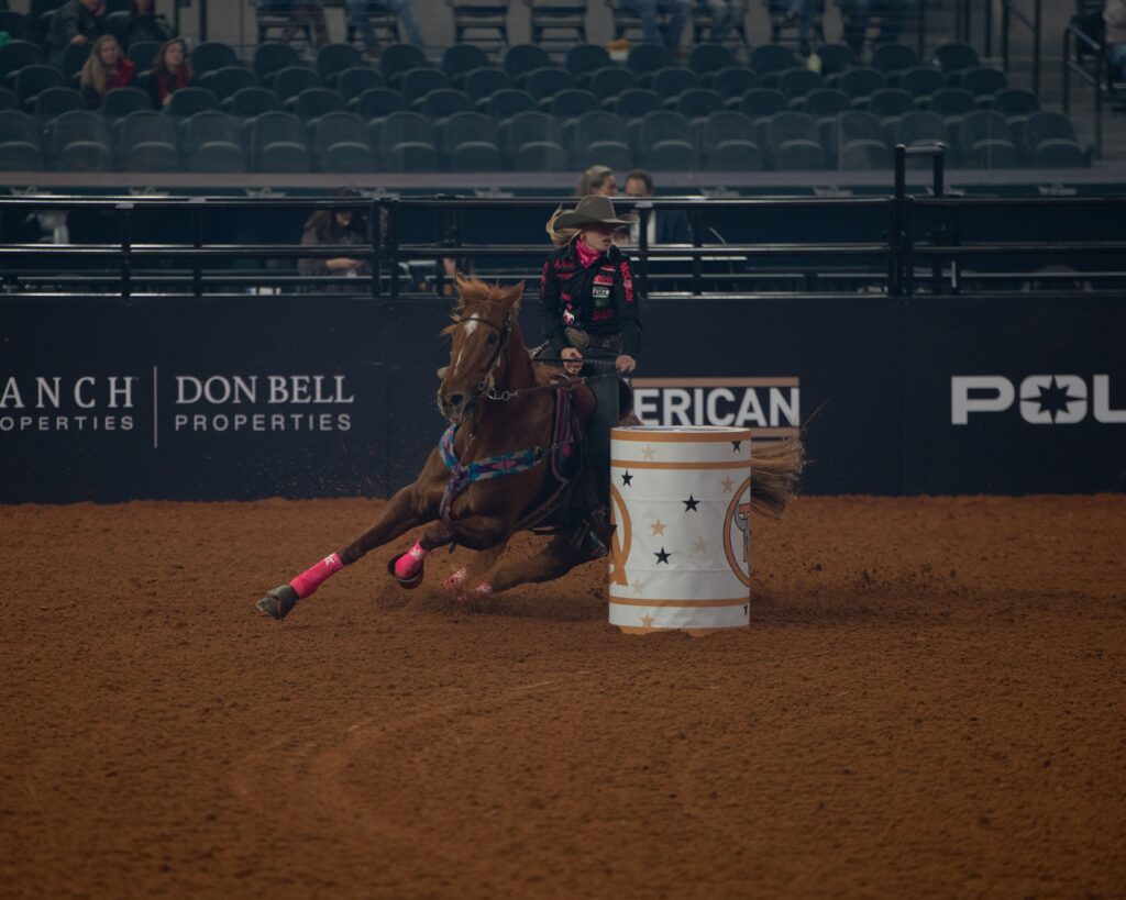 Jimmie Smith-Tew and Nicky turn the second barrel at The American Contender Finals.